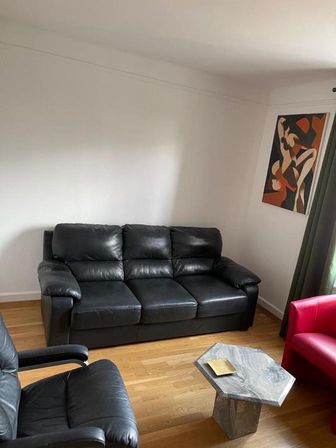 Schone Wohnung In Sierre Exterior photo
